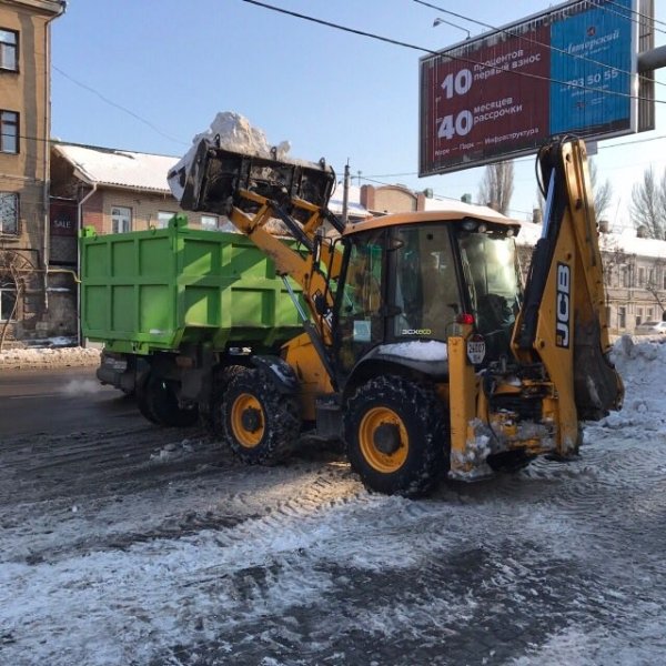 Услуги колесного экскаватора - погрузчика JCB 3CX в Одессе.